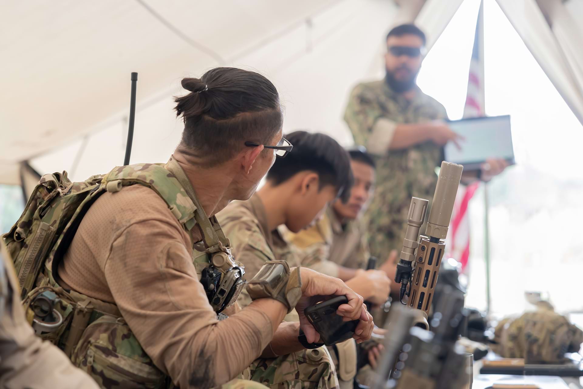 briefing before combat training